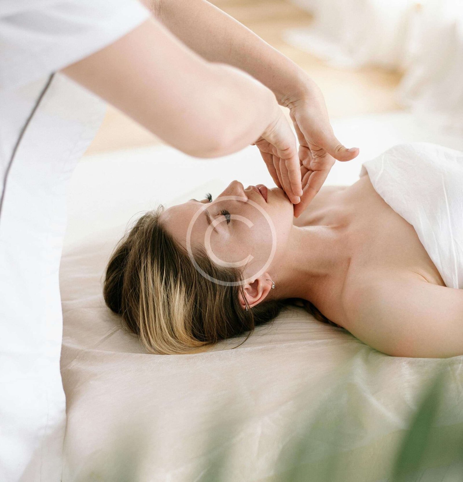 custom-img-04-copyright custom-img-04-copyright